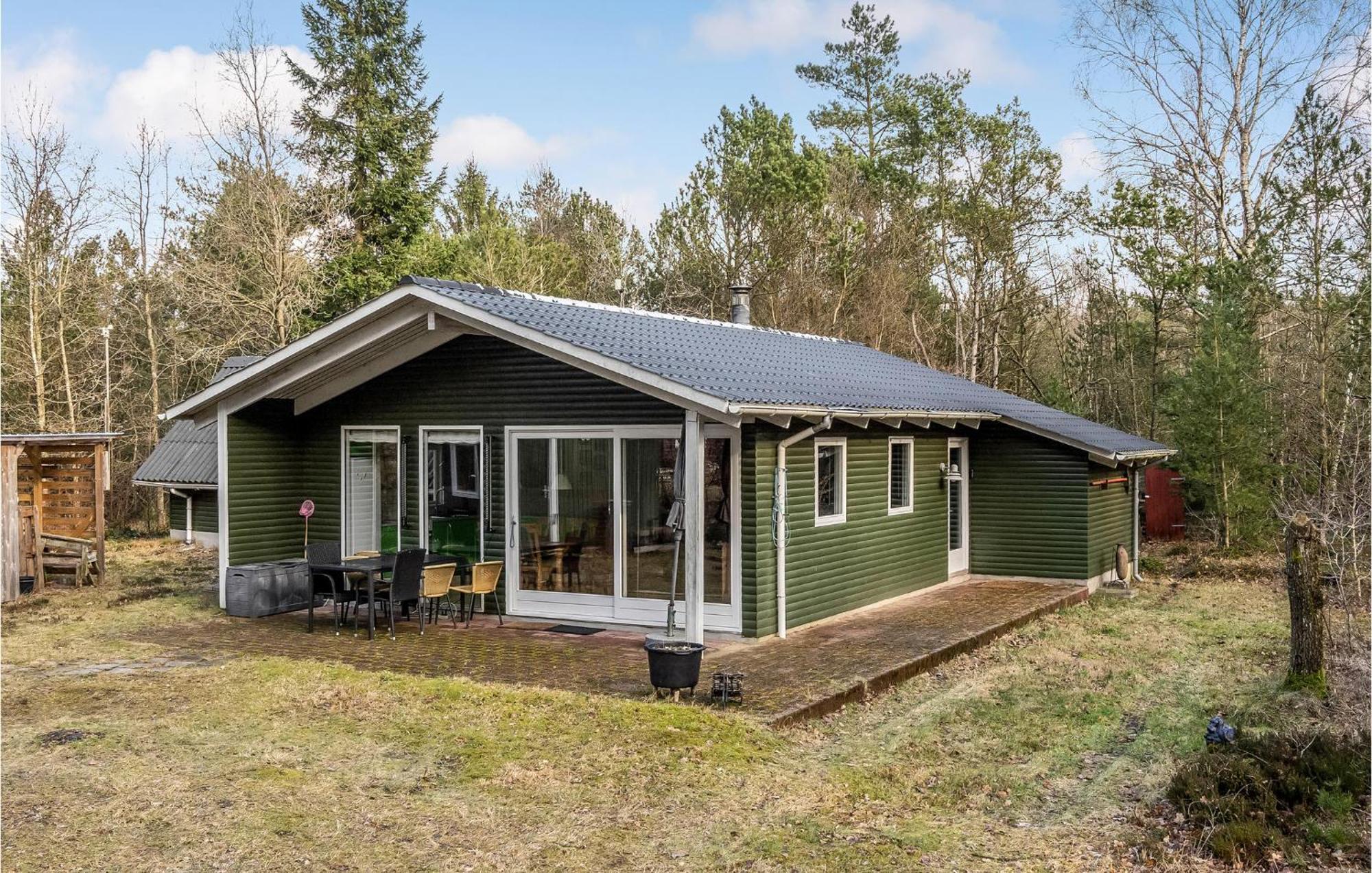 Beautiful Home In Herning With Kitchen Eksteriør bilde